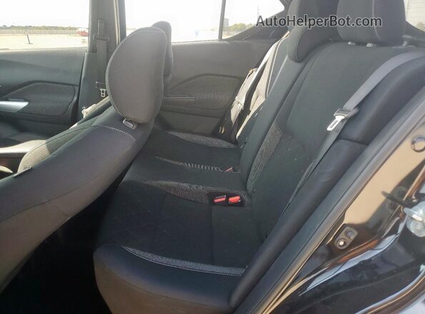 3N1CP5CVXLL487067 2020 NISSAN KICKS Black Widok wnętrza z tyłu
