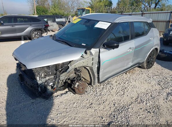 3N1CP5DV0LL568979 2020 NISSAN KICKS Silver Front left