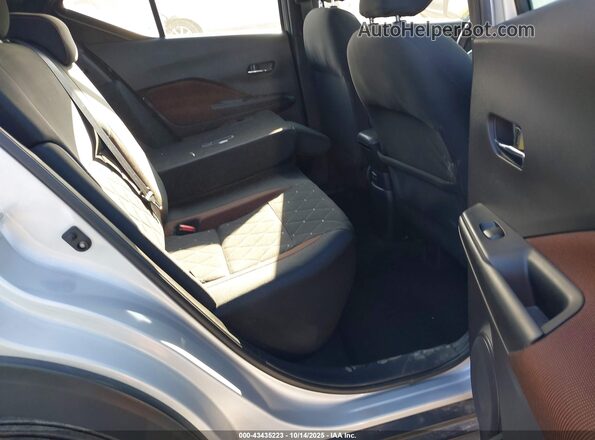 3N1CP5DV0LL568979 2020 NISSAN KICKS Silver VIN sticker view
