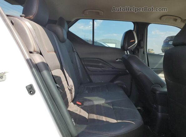 3N1CP5DV4LL534382 2020 NISSAN KICKS White Вид задньої частини салону