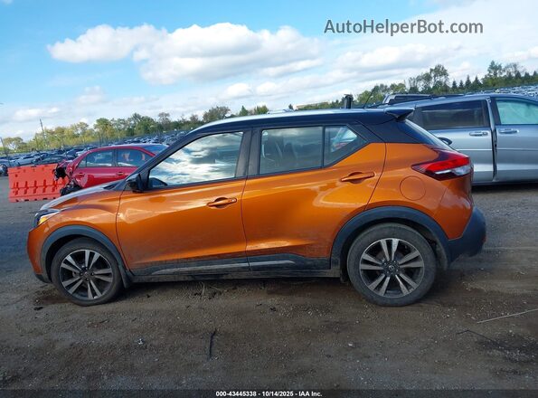 3N1CP5DV5LL559064 2020 NISSAN KICKS Orange Widok wnętrza 360 stopni