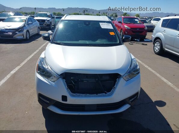3N1CP5DV6LL564189 2020 NISSAN KICKS White Widok wnętrza z tyłu