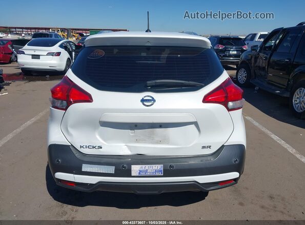 3N1CP5DV6LL564189 2020 NISSAN KICKS White 