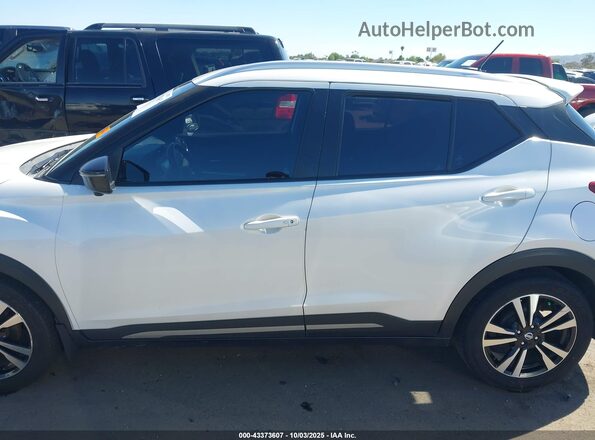 3N1CP5DV6LL564189 2020 NISSAN KICKS White 