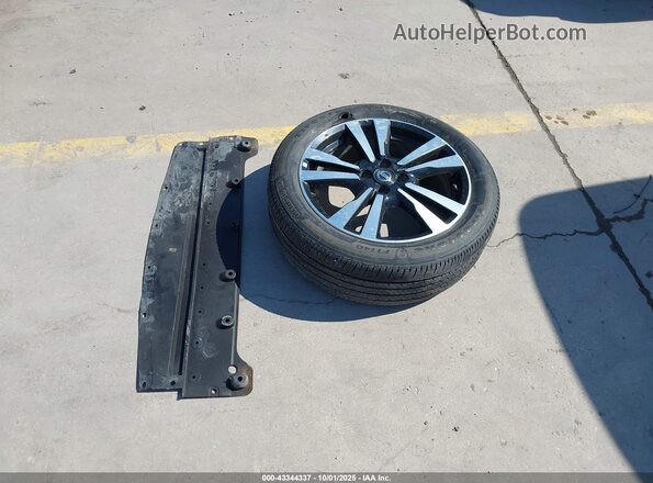 3N1CP5DVXLL485656 2020 NISSAN KICKS Red Սարքավորումների վահանակի տեսք