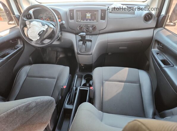 3N6CM0KN6LK711075 2020 NISSAN NV200 Белый Вид панели приборов