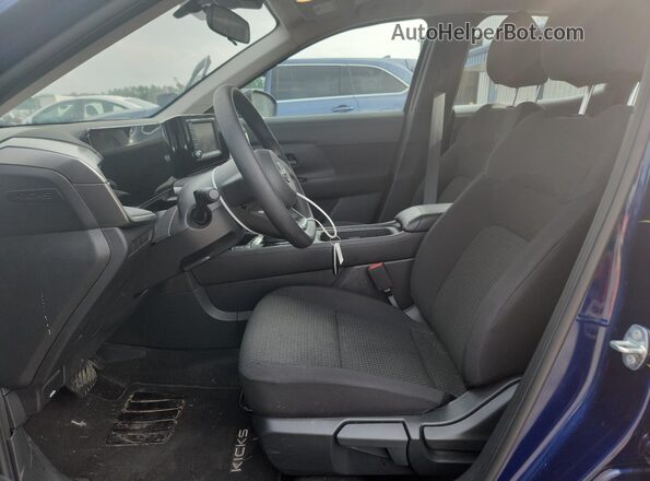 3N8AP6BB0SL332015 2025 NISSAN KICKS Blue Widok wnętrza z przodu