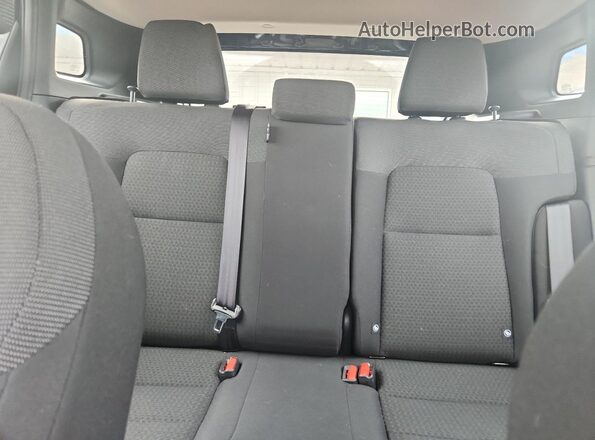 3N8AP6BB0SL332015 2025 NISSAN KICKS Blue Widok tylnych siedzeń