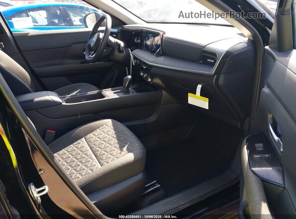 3N8AP6CA3SL418036 2025 NISSAN KICKS Black Սալոնի դիմացի տեսք