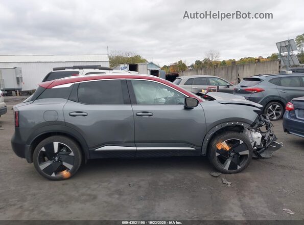 3N8AP6DD1SL360338 2025 NISSAN KICKS Gray ხელსაწყოთა პანელის ხედი