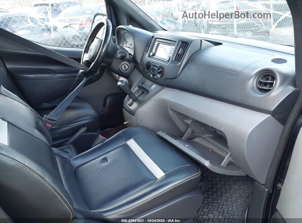 3N8CM0JT3GK700029 2016 NISSAN NV200 TAXI Black წინა სალონის ხედი