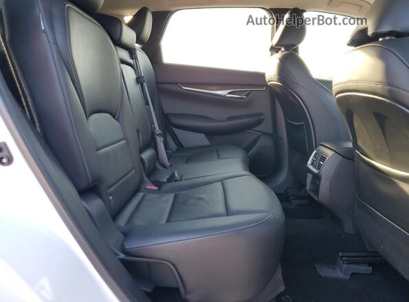 3PCAJ5BA9RF104487 2024 INFINITI QX50 White უკანა სალონის ხედი