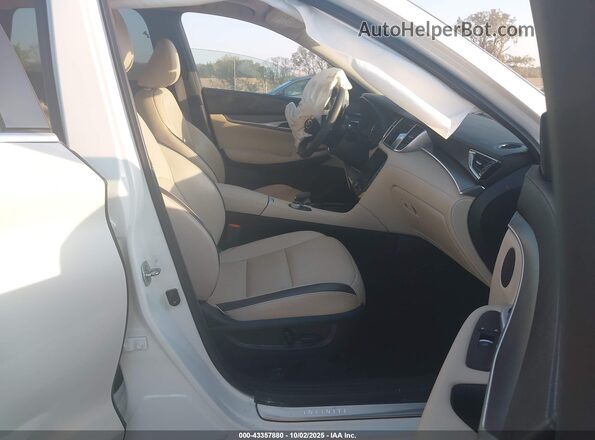 3PCAJ5BB6NF106393 2022 INFINITI QX50 Белый Вид салона спереди