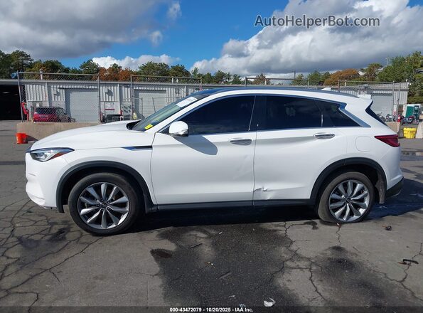 3PCAJ5BBXMF127293 2021 INFINITI QX50 White 