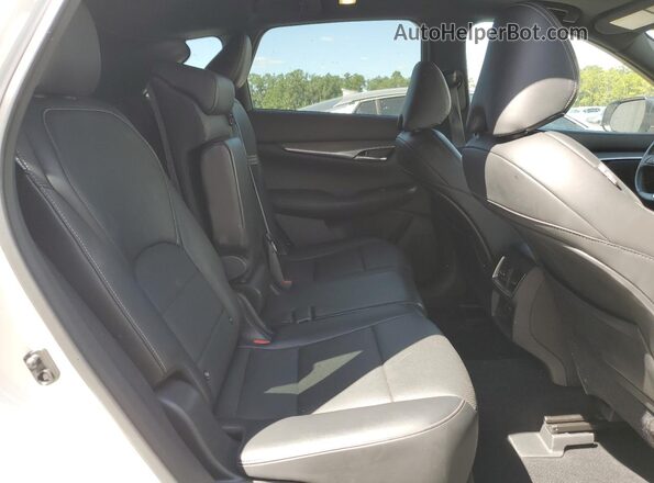 3PCAJ5BBXNF108180 2022 INFINITI QX50 White Вид задньої частини салону