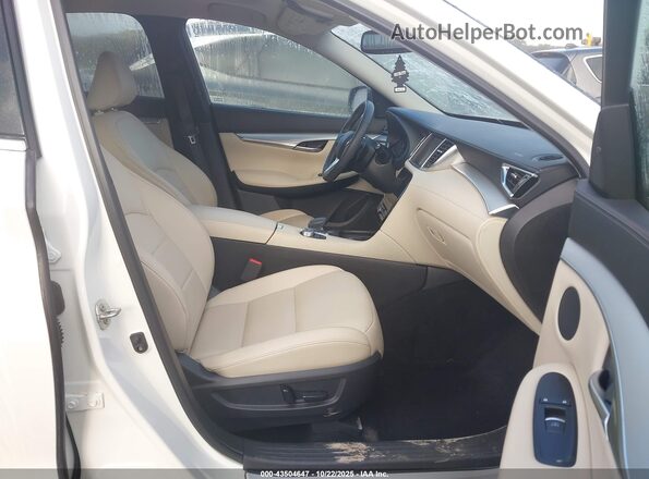 3PCAJ5CB8MF120387 2021 INFINITI QX50 White Вид салону спереду