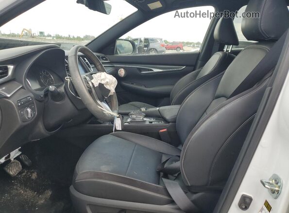 3PCAJ5FB2SF107501 2025 INFINITI QX50 White Вид салону спереду