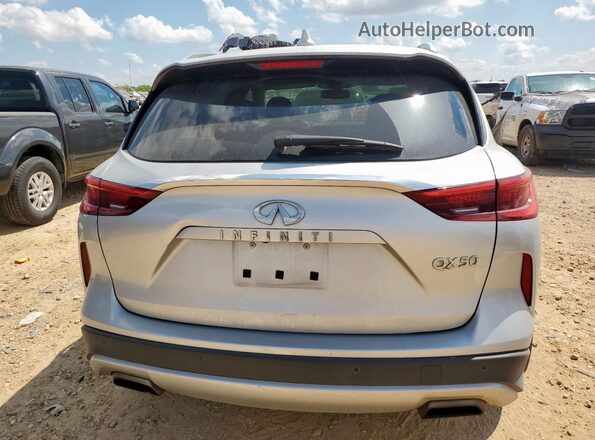 3PCAJ5M12LF110426 2020 INFINITI QX50 Silver Вид ззаду