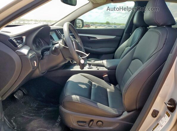 3PCAJ5M12LF110426 2020 INFINITI QX50 Silver Вид салону спереду
