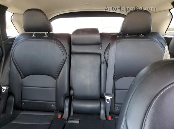 3PCAJ5M31LF113643 2020 INFINITI QX50 White Հետևի նստատեղերի տեսք