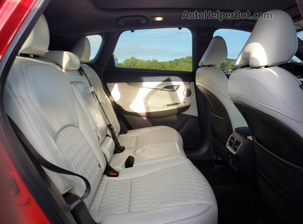 3PCAJ5M37LF105868 2020 INFINITI QX50 Red უკანა სალონის ხედი