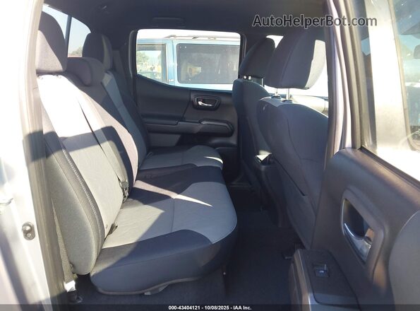 3TMBZ5DN6LM027450 2020 TOYOTA TACOMA Silver Widok naklejki z numerem VIN