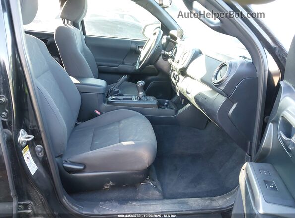 3TMCZ5AN1HM044737 2017 TOYOTA TACOMA Black წინა სალონის ხედი
