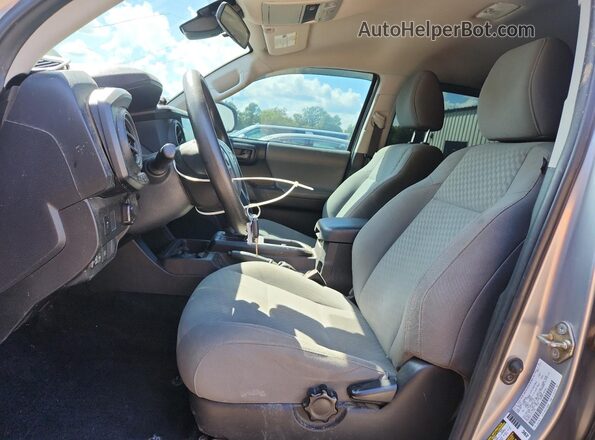 3TMCZ5AN1LM311240 2020 TOYOTA LE Silver Front interior view