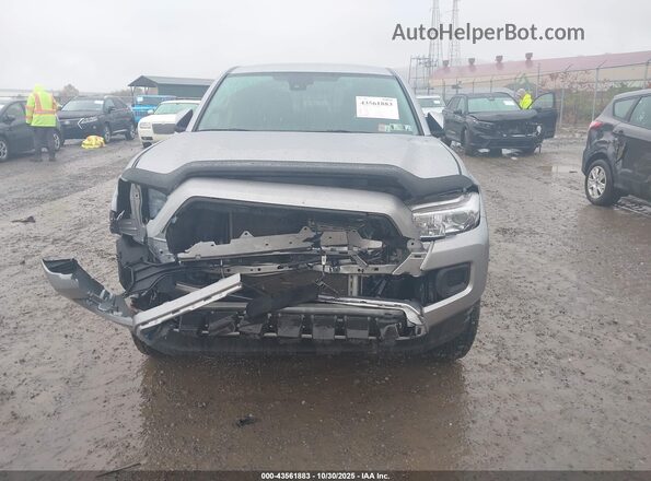 3TMCZ5AN7LM335459 2020 TOYOTA TACOMA Silver Вид задньої частини салону