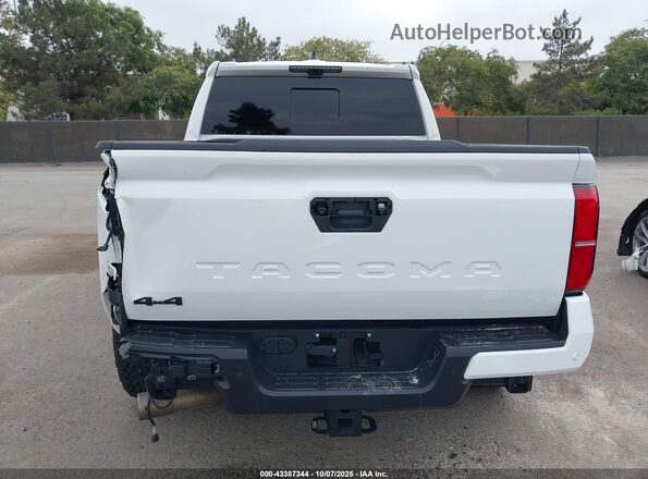 3TMLB5JN0RM057503 2024 TOYOTA TACOMA Белый 