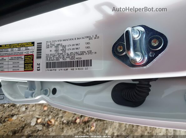 3TMLB5JN6SM138026 2025 TOYOTA TACOMA White Engine compartment view