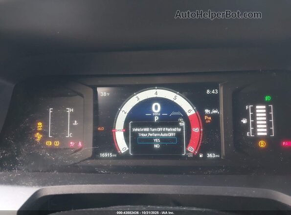 3TMLB5JN8RM057989 2024 TOYOTA TACOMA Blue Вид задніх сидінь