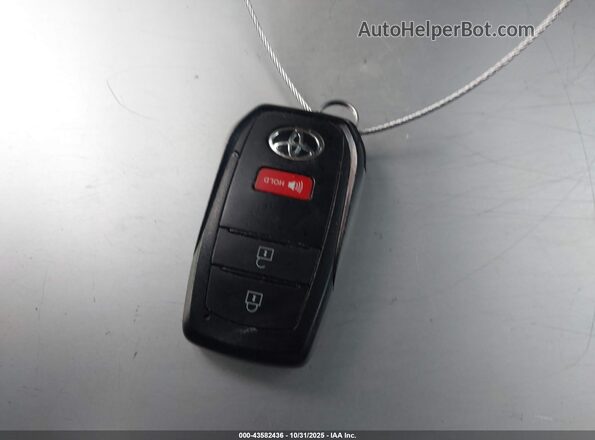 3TMLB5JN8RM057989 2024 TOYOTA TACOMA Blue Вид панелі приладів