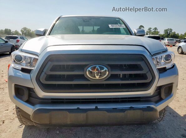 3TYAX5GN6NT039554 2022 TOYOTA LE Silver Front view