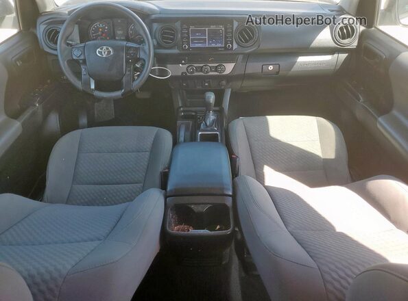 3TYAX5GN6NT039554 2022 TOYOTA LE Silver Dashboard view