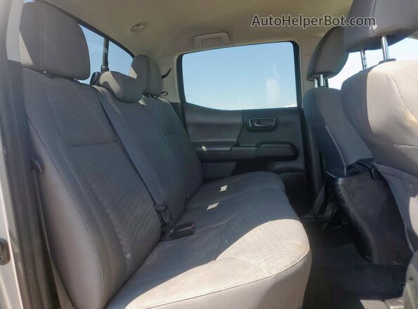 3TYAX5GN6NT039554 2022 TOYOTA LE Silver Rear seats view