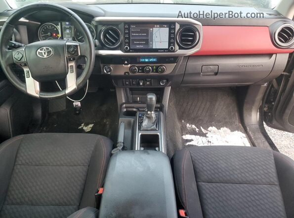 3TYAZ5CN7PT031093 2023 TOYOTA LE Черный Вид панели приборов