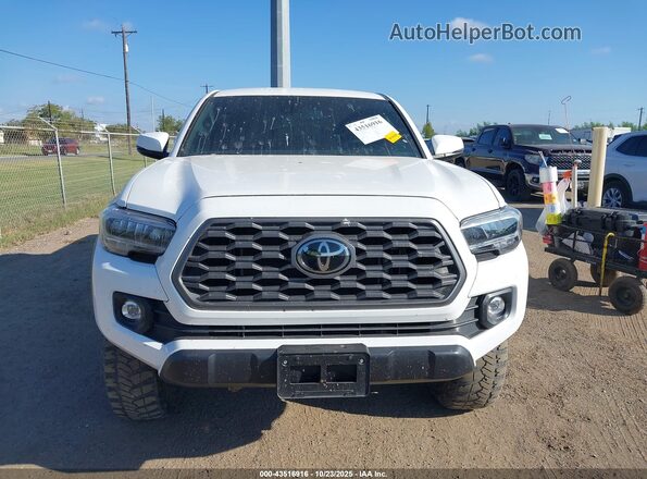 3TYCZ5AN4NT096329 2022 TOYOTA TACOMA White Вид щитка приладів