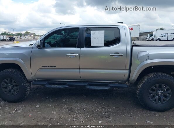 3TYCZ5AN6NT077233 2022 TOYOTA TACOMA Silver 
