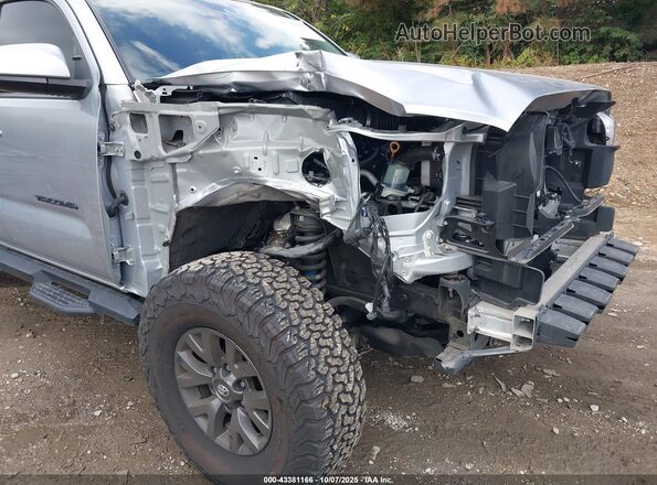 3TYCZ5AN6NT077233 2022 TOYOTA TACOMA Silver Դիմացի տեսք