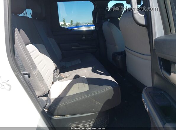 3TYLC5LN5ST028857 2025 TOYOTA TACOMA HYBRID White Vista de la etiqueta del VIN