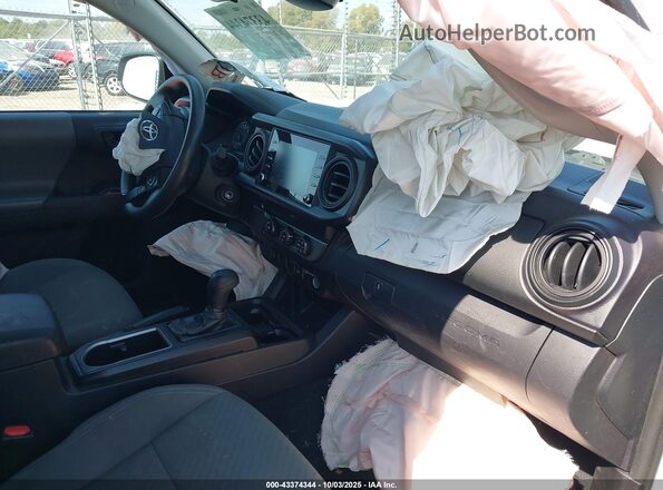 3TYRX5GN5LT001300 2020 TOYOTA TACOMA White Вид салону спереду