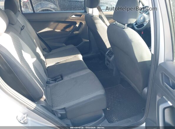 3VV0B7AX3LM013374 2020 VOLKSWAGEN TIGUAN Gray VIN կոդի պիտակի տեսք