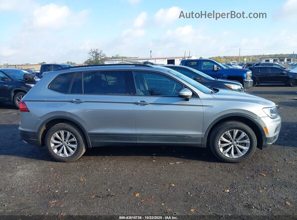 3VV0B7AX3LM013374 2020 VOLKSWAGEN TIGUAN Gray Սալոնի հետևի տեսք