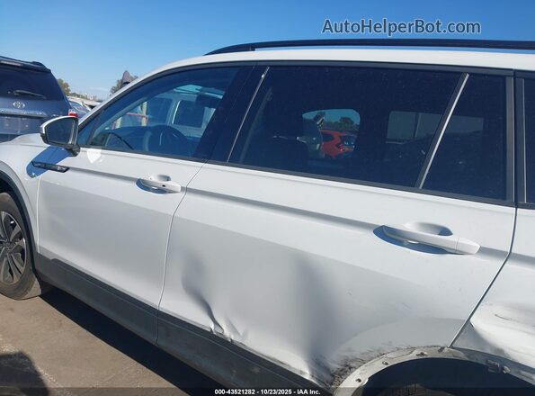 3VV0B7AX3NM097859 2022 VOLKSWAGEN TIGUAN Белый Панорамный вид салона 360°