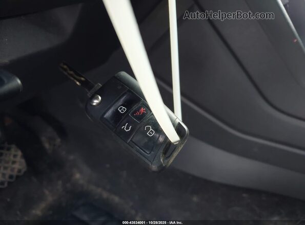 3VV1B7AX0LM082124 2020 VOLKSWAGEN TIGUAN Black Առջևի վահանակի տեսք