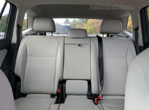 3VV2B7AX0KM056559 2019 VOLKSWAGEN TIGUAN Gray Vista de los asientos traseros