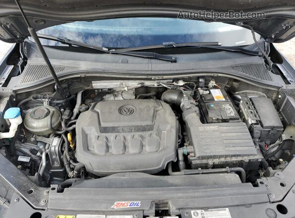 3VV2B7AX0KM056559 2019 VOLKSWAGEN TIGUAN Gray Vista del compartimento del motor