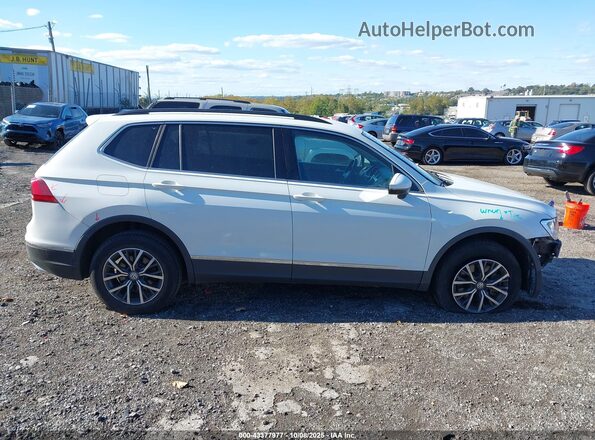 3VV2B7AX1LM092505 2020 VOLKSWAGEN TIGUAN White Սալոնի 360 աստիճան տեսք