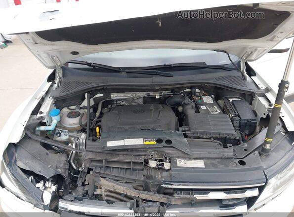 3VV2B7AX2LM006165 2020 VOLKSWAGEN TIGUAN White Rear view